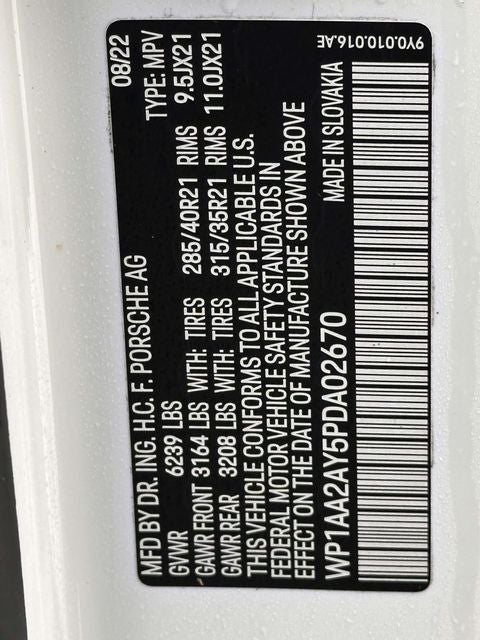 2023 Porsche Cayenne Platinum Edition