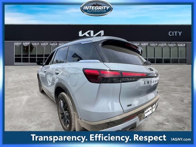 2025 INFINITI QX60 LUXE