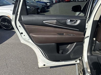 2019 INFINITI QX60 LUXE