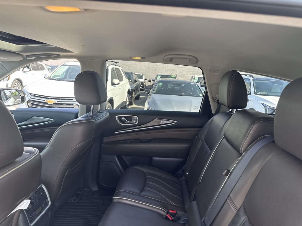 2019 INFINITI QX60 LUXE