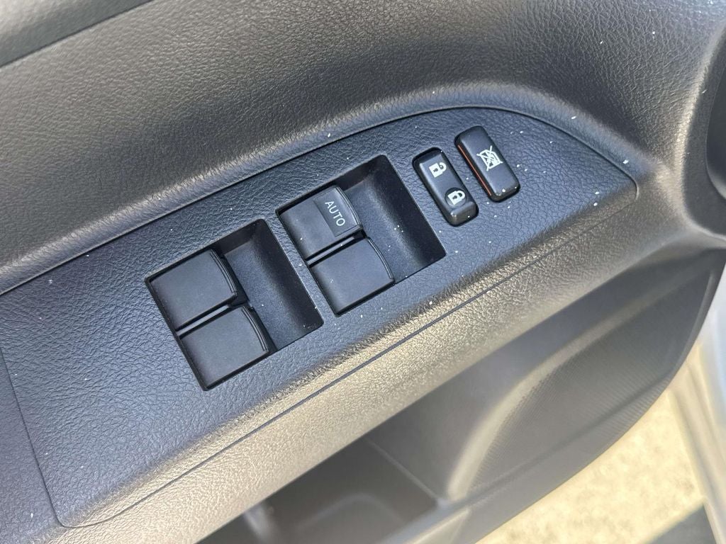 2012 Toyota Highlander SE
