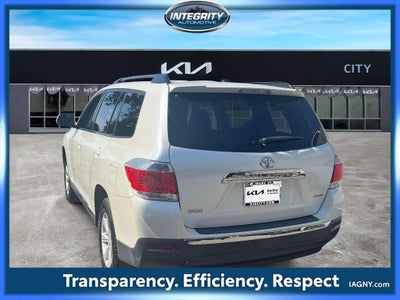 2012 Toyota Highlander SE