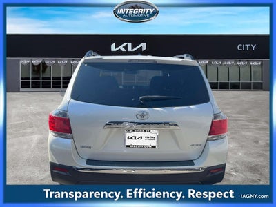 2012 Toyota Highlander SE