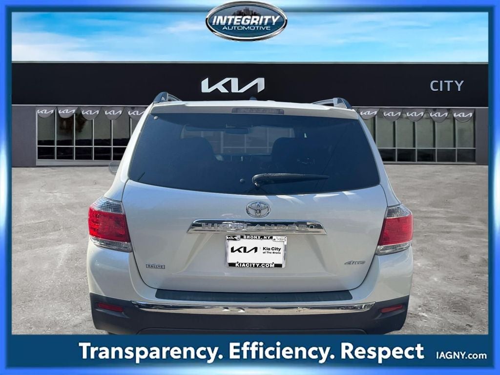 2012 Toyota Highlander SE