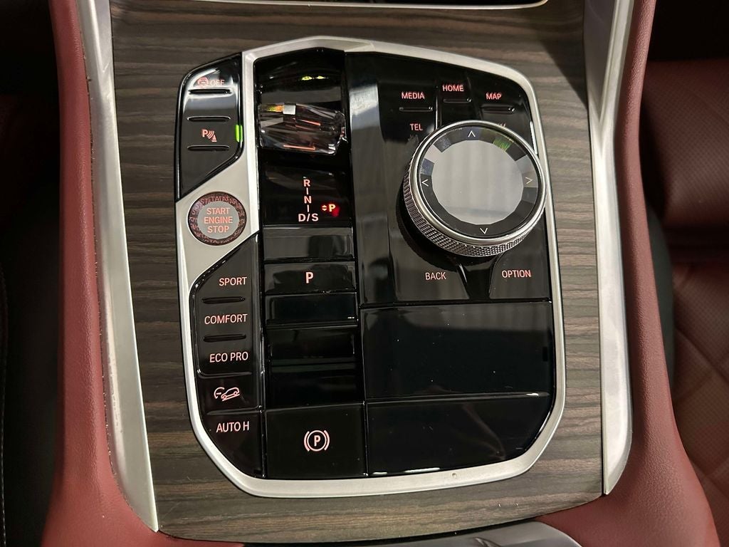 2024 BMW X6 M60i