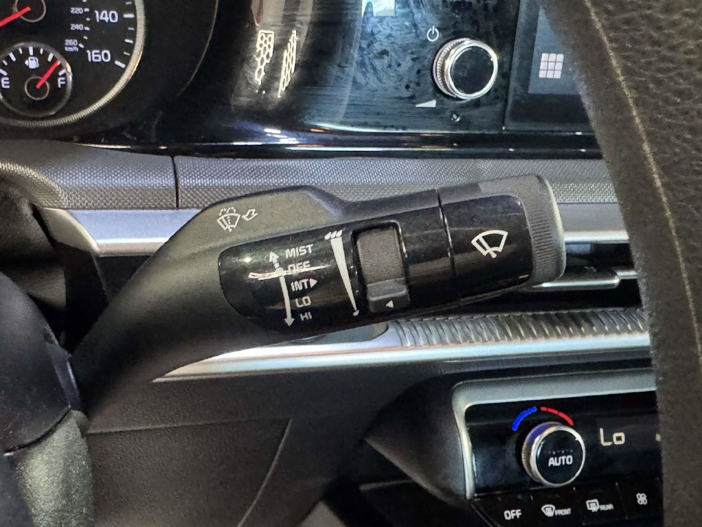 2024 Kia K5 LXS