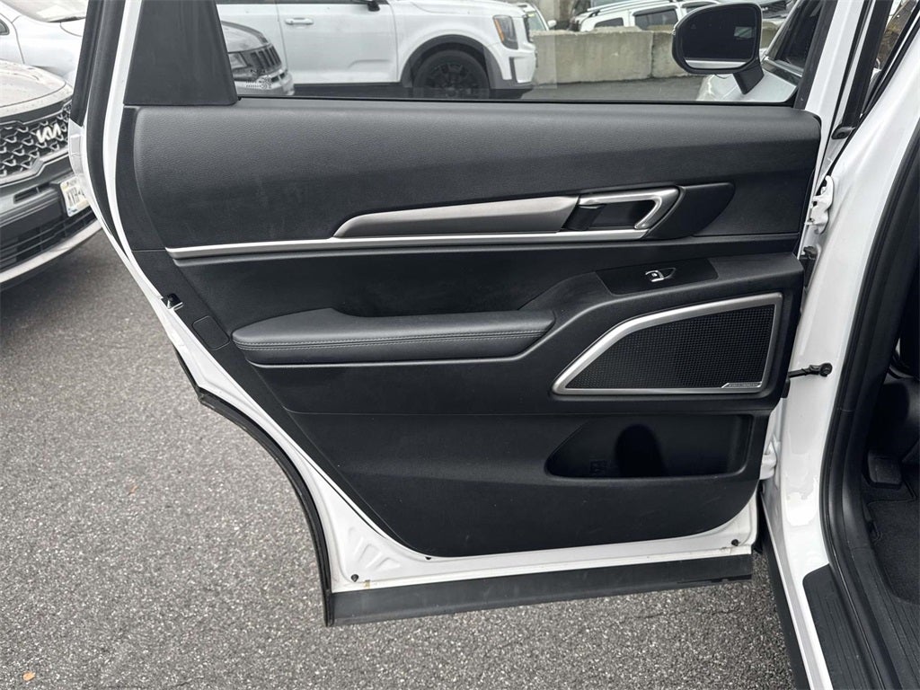2023 Kia Telluride LX