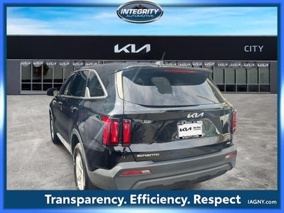 2023 Kia Sorento LX