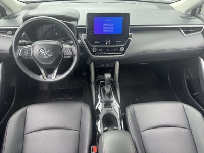 2025 Toyota Corolla Cross XLE