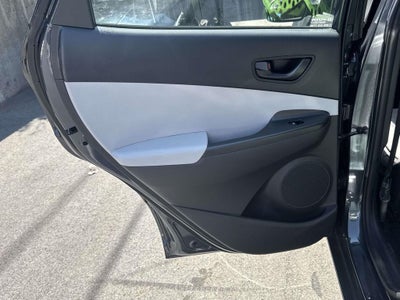 2022 Hyundai KONA SE
