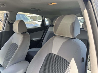 2022 Hyundai KONA SE