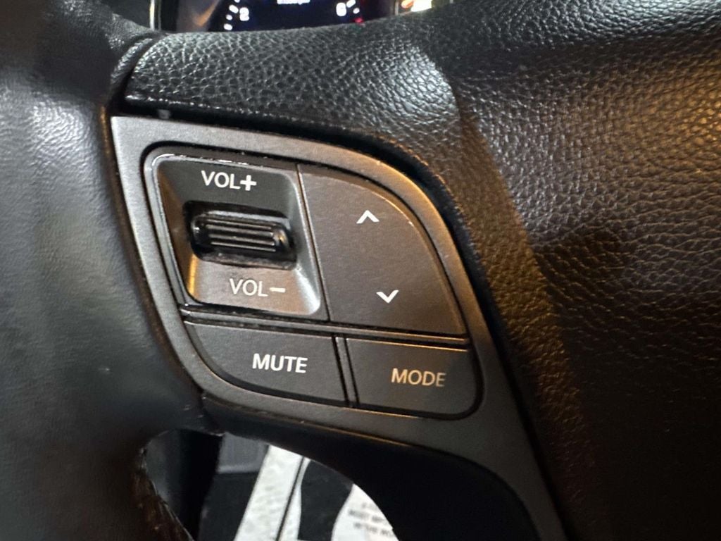 2018 Hyundai SANTA FE SE