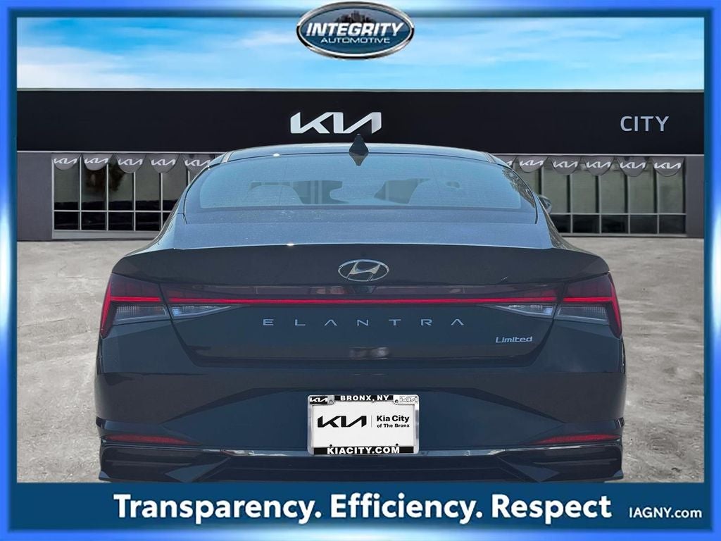 2023 Hyundai ELANTRA Limited