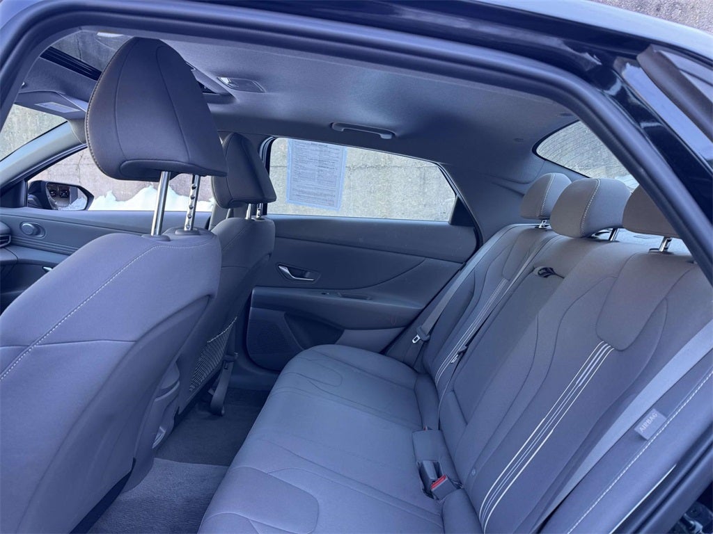 2025 Hyundai ELANTRA SEL Convenience