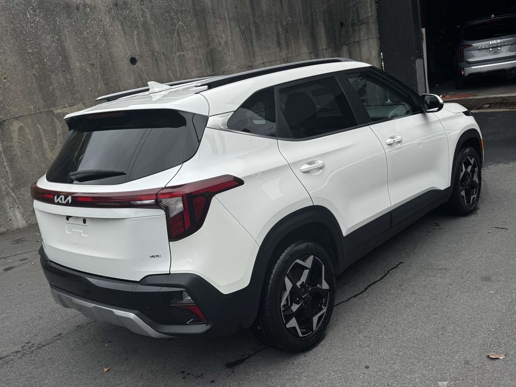 2024 Kia Seltos EX
