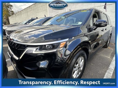 2023 Kia Carnival LX