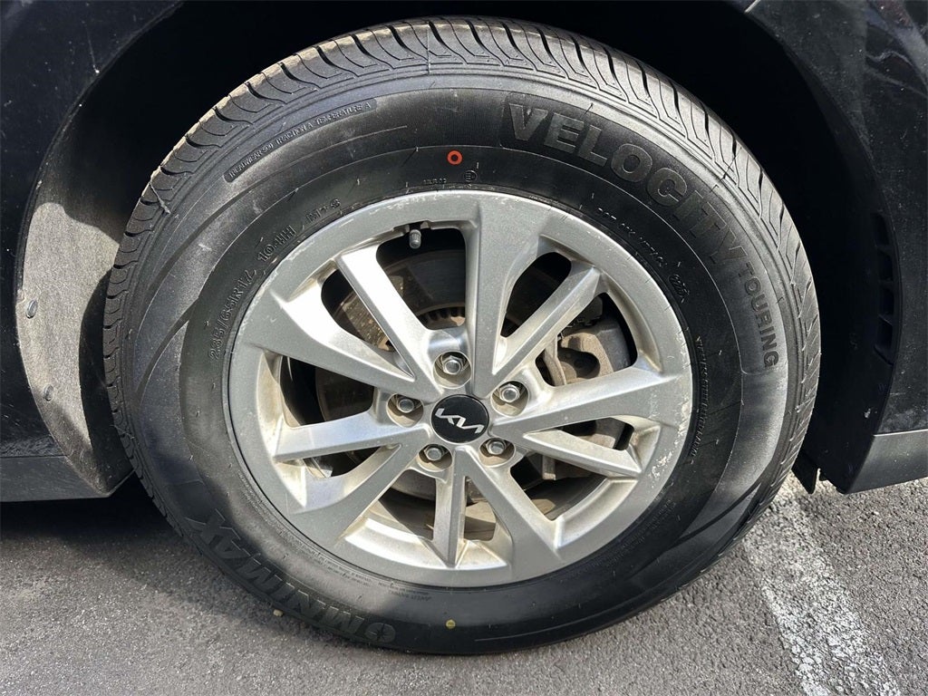 2023 Kia Carnival LX