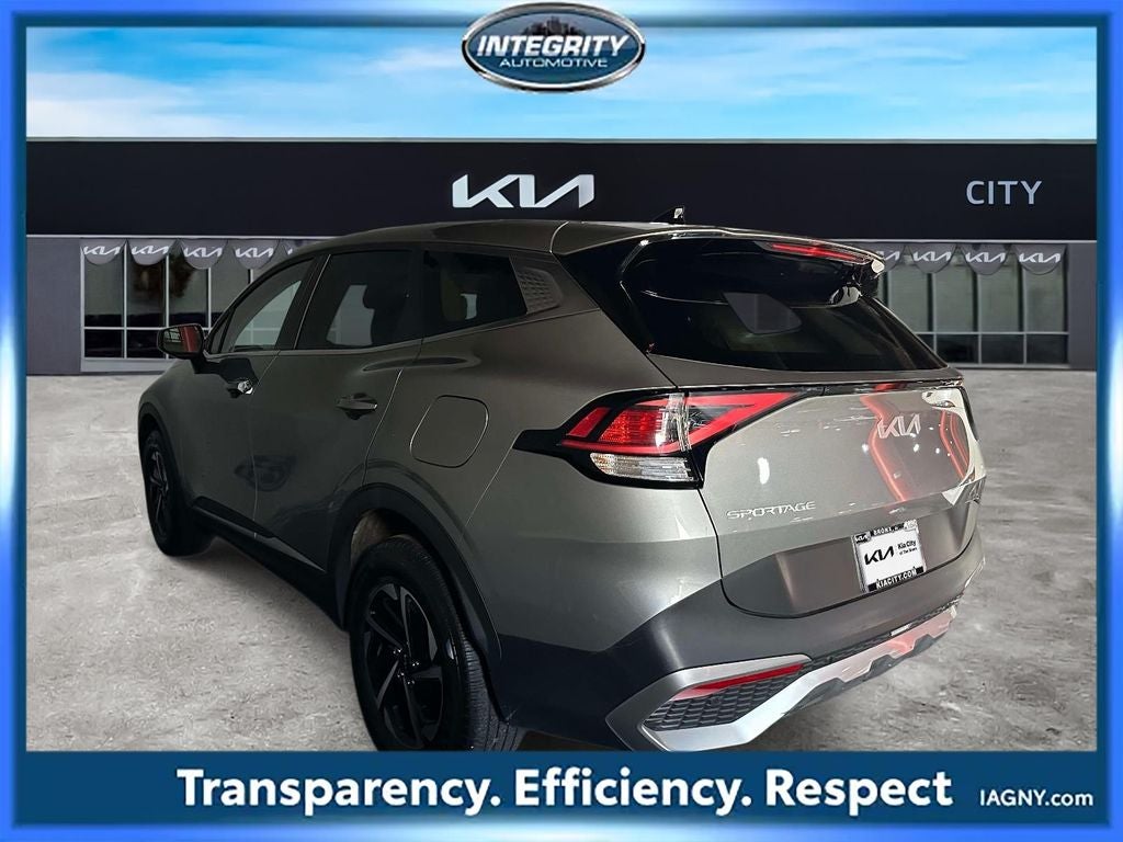 2023 Kia Sportage Hybrid LX