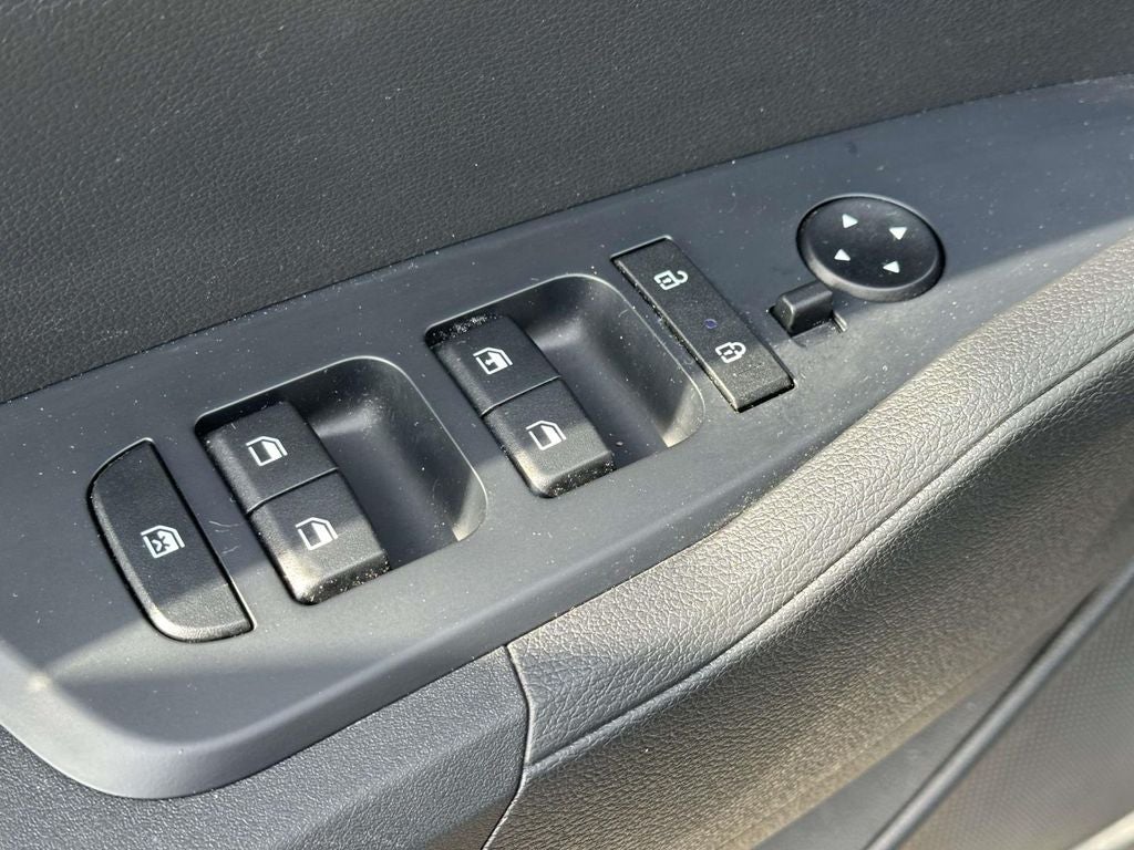 2025 Kia Sportage Hybrid LX