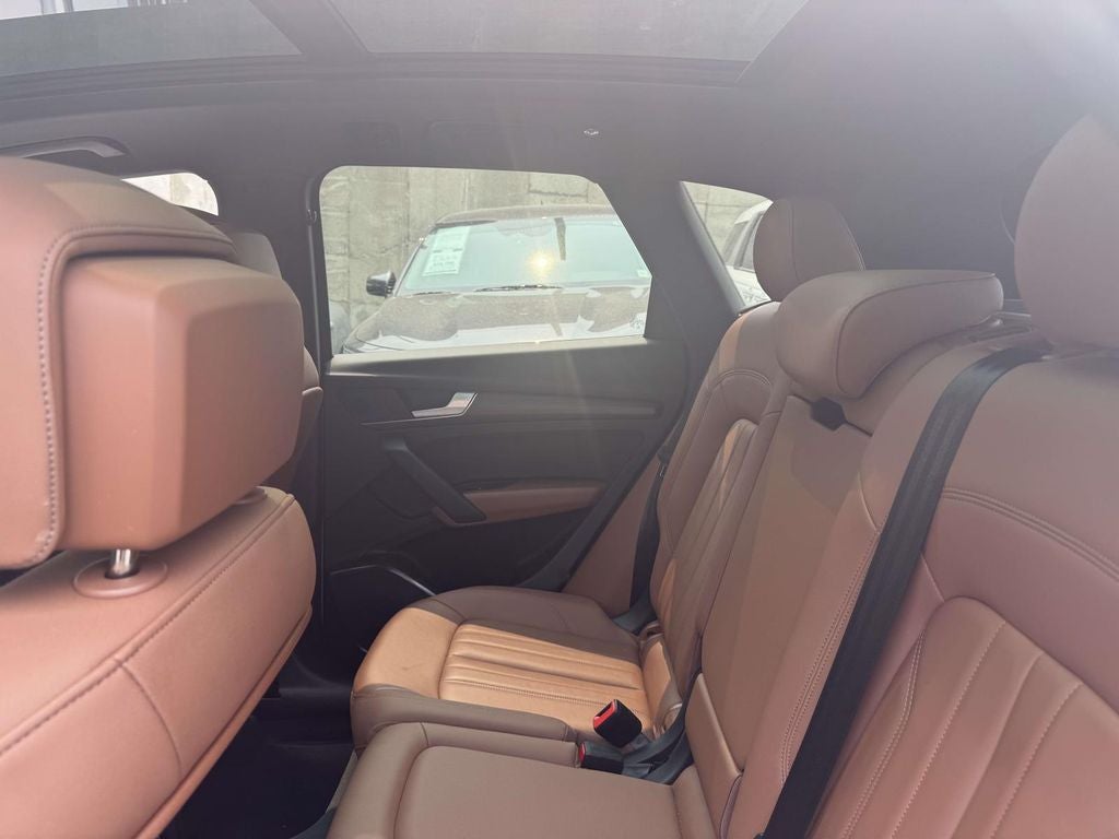2023 Audi Q5 40 Premium quattro