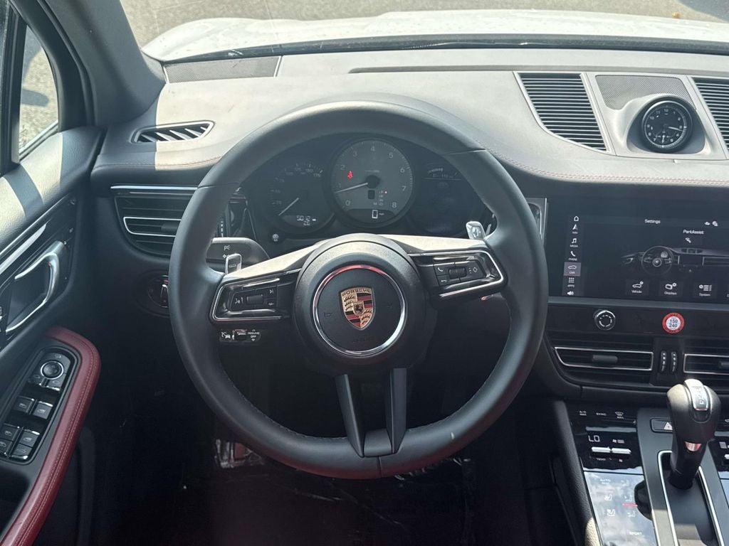 2025 Porsche Macan S